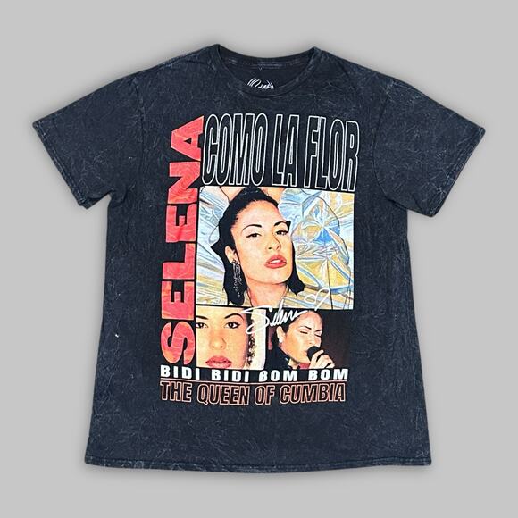 Selena Como La Flor Graphic T-Shirt - Size Medium - Picture 1 of 3